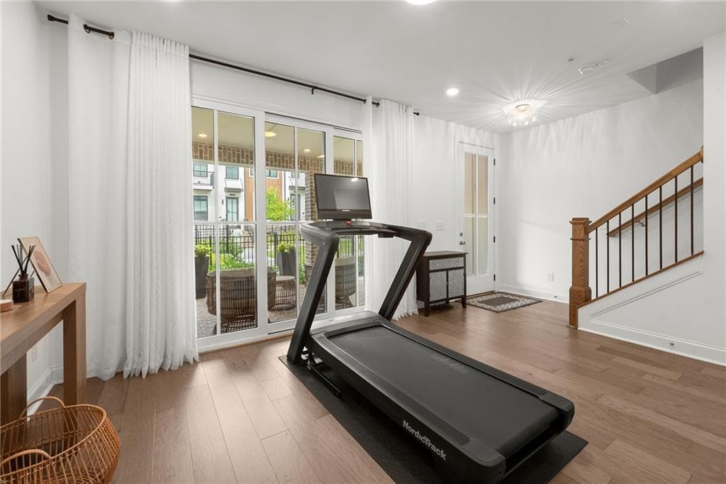 3 bedroom, 3 bathroom, 2,145 sq ft townhouse for sale at 431 Olmstead Way, Alpharetta, GA 30022 — photo 7