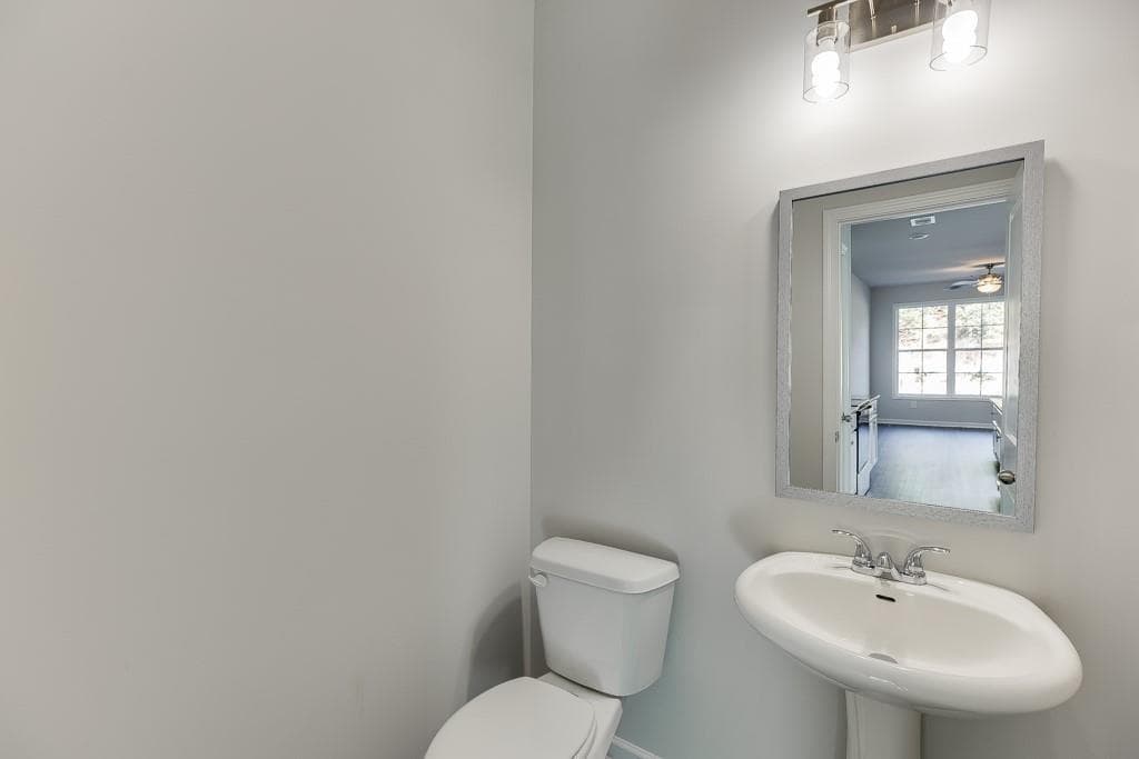 2 bedroom, 3 bathroom, 1,296 sq ft condominium for rent at 375 Collins Industrial Way, Lawrenceville, GA 30043 for $2,250 a month — photo 5