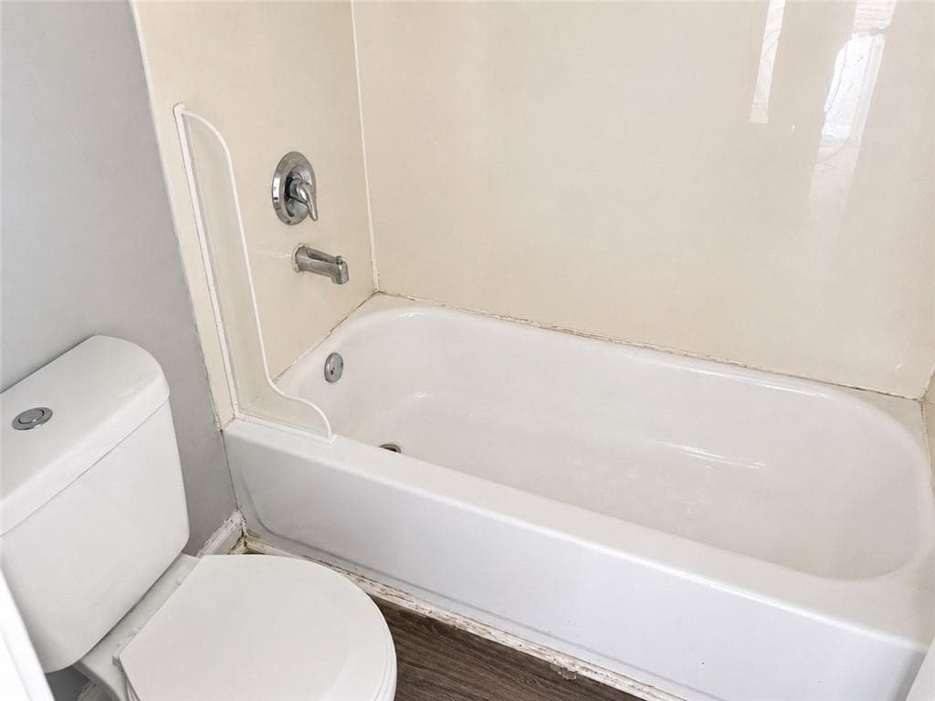 2 bedroom, 2 bathroom, 1,178 sq ft townhouse for sale at 1660 Stanton Rd 4B, Atlanta, GA 30311 — photo 7