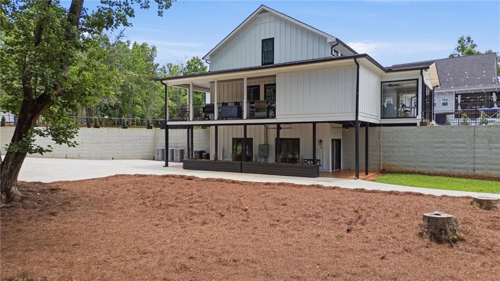 6 bedroom, 7 bathroom, 4,670 sq ft single family residence for sale at 420 Thompson Creek Park Road, Dawsonville, GA 30534 — photo 5
