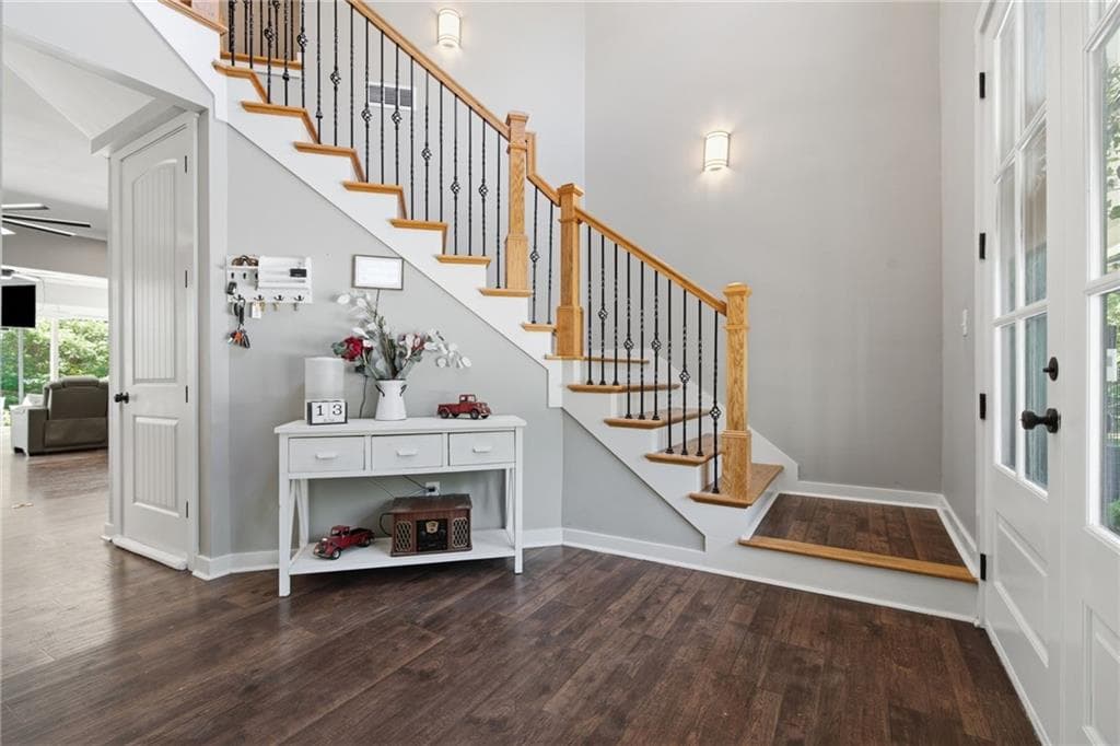 6 bedroom, 7 bathroom, 4,670 sq ft single family residence for sale at 420 Thompson Creek Park Road, Dawsonville, GA 30534 — photo 7