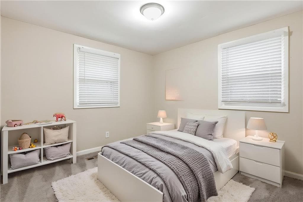 3 bedroom, 1 bathroom, 1,000 sq ft single family residence for sale at 815 Bonneville Terrace, Atlanta, GA 30331 — photo 4