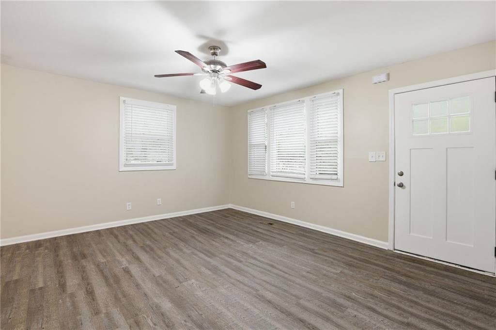 3 bedroom, 1 bathroom, 1,000 sq ft single family residence for sale at 815 Bonneville Terrace, Atlanta, GA 30331 — photo 7