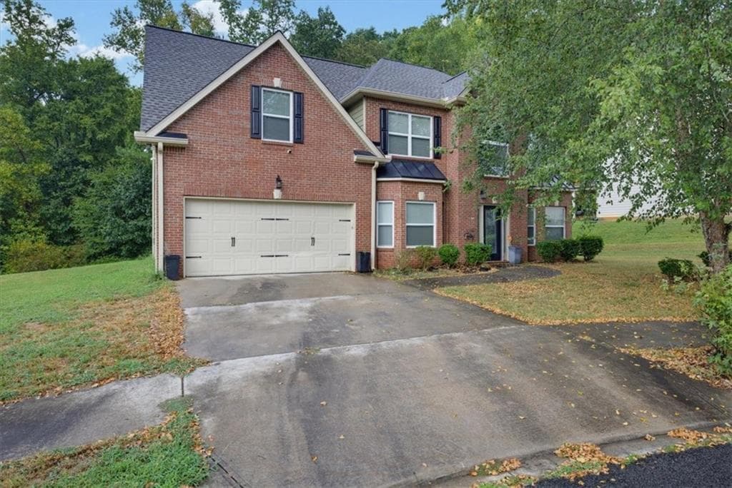 4 bedroom, 3 bathroom, 2,951 sq ft single family residence for sale at 4071 Lucas Lane, Ellenwood, GA 30294
