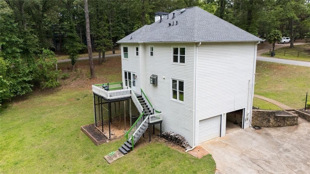 3 bedroom, 3 bathroom, 2,503 sq ft single family residence under contract at 105 Stafford Court, Fayetteville, GA 30215 — photo 5