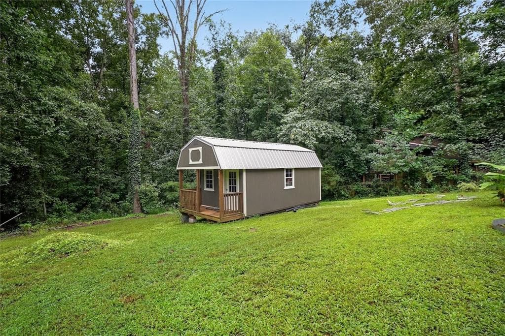 4 bedroom, 3 bathroom, 3,328 sq ft single family residence for sale at 370 Devilla Trace, Fayetteville, GA 30214 — photo 3