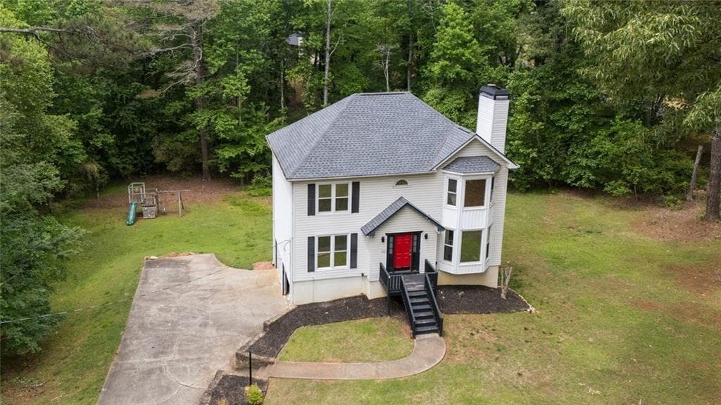 3 bedroom, 3 bathroom, 2,503 sq ft single family residence under contract at 105 Stafford Court, Fayetteville, GA 30215 — photo 9