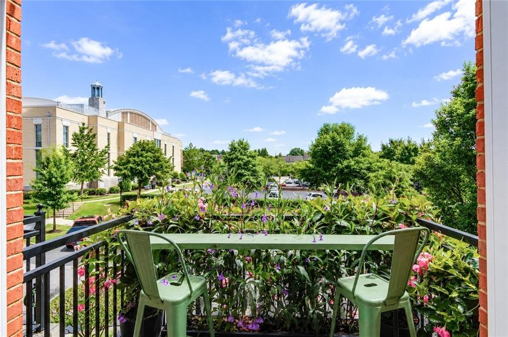 2 bedroom, 3 bathroom, 2,080 sq ft condominium for sale at 3930 Charleston Market Street 218, Suwanee, GA 30024 — photo 9