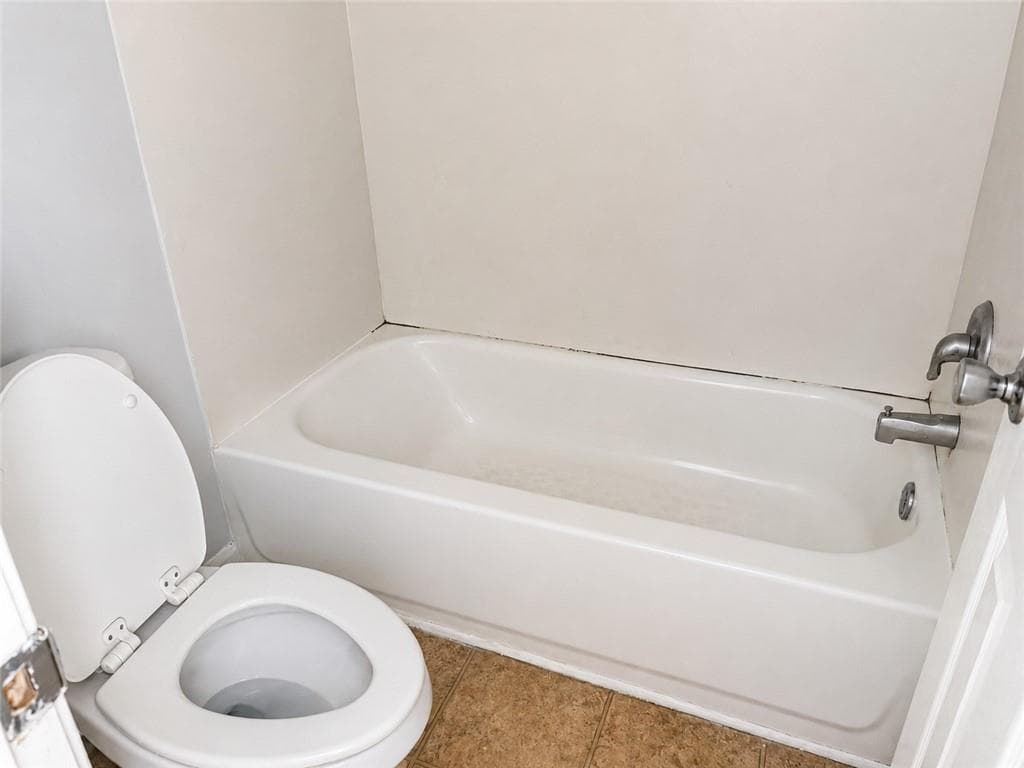 1 bedroom, 2 bathroom, 972 sq ft townhouse for sale at 1660 Stanton Rd 3E, Atlanta, GA 30311 — photo 8