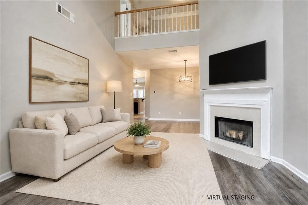 3 bedroom, 3 bathroom, 1,739 sq ft townhouse for sale at 4249 Buford Valley Way, Buford, GA 30518 — photo 2
