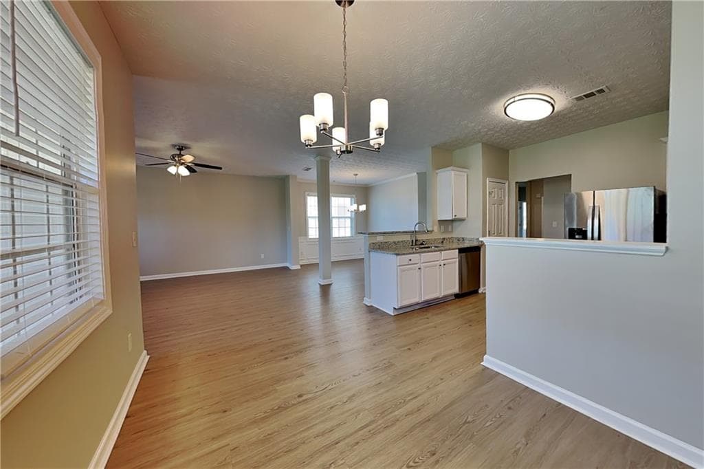 3 bedroom, 2 bathroom, 1,727 sq ft single family residence for rent at 240 Clairidge Lane, Lawrenceville, GA 30046 for $2,050 a month — photo 5
