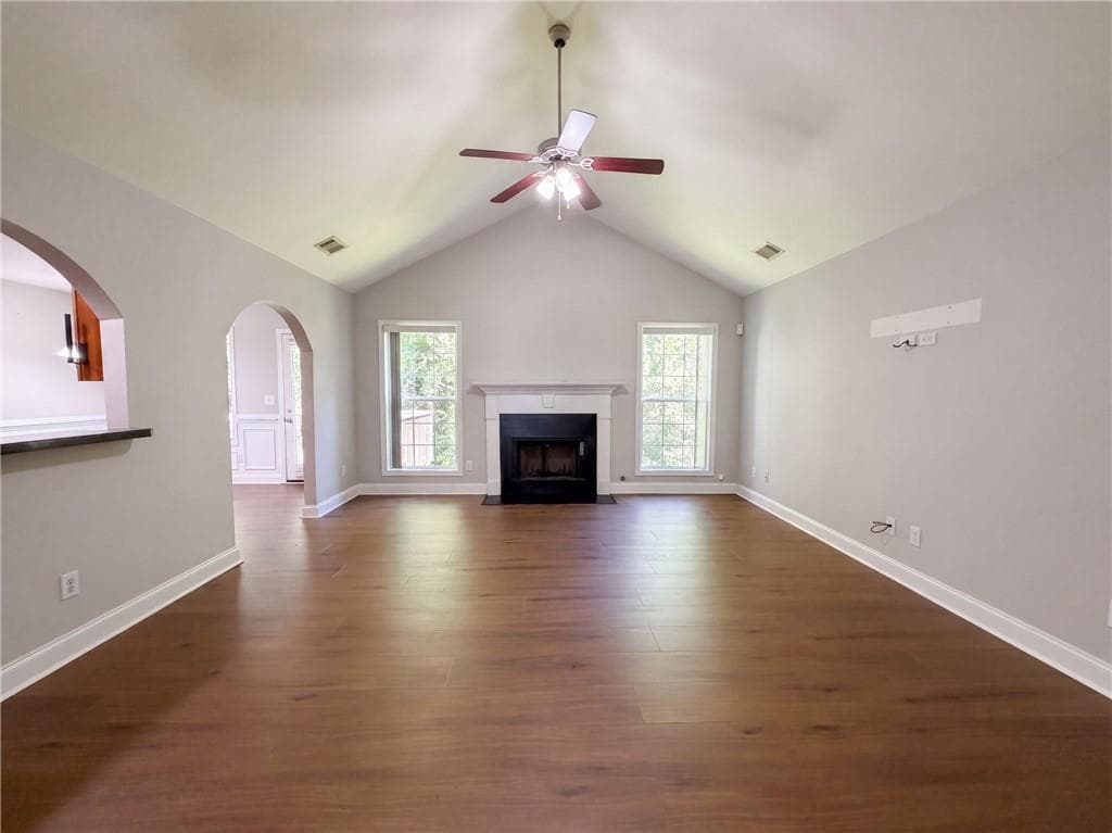 4 bedroom, 3 bathroom, 2,802 sq ft single family residence for sale at 4468 Karron Drive, Powder Springs, GA 30127 — photo 3
