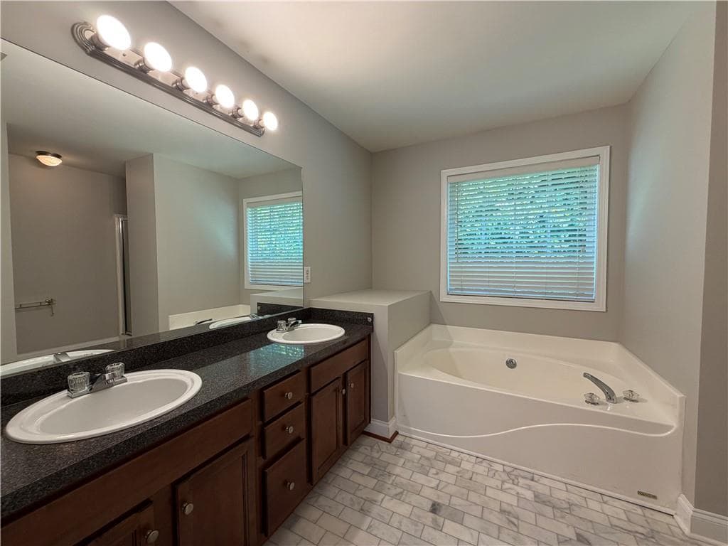 4 bedroom, 3 bathroom, 2,802 sq ft single family residence for sale at 4468 Karron Drive, Powder Springs, GA 30127 — photo 9