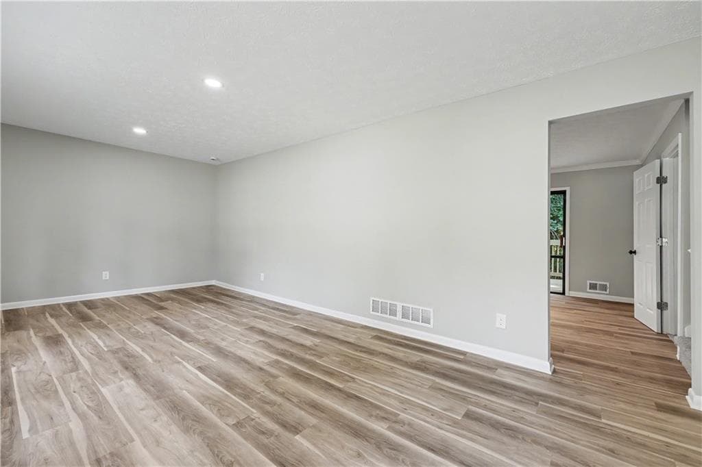 4 bedroom, 3 bathroom, 1,776 sq ft single family residence for sale at 6200 Auburn Drive, Riverdale, GA 30296 — photo 5