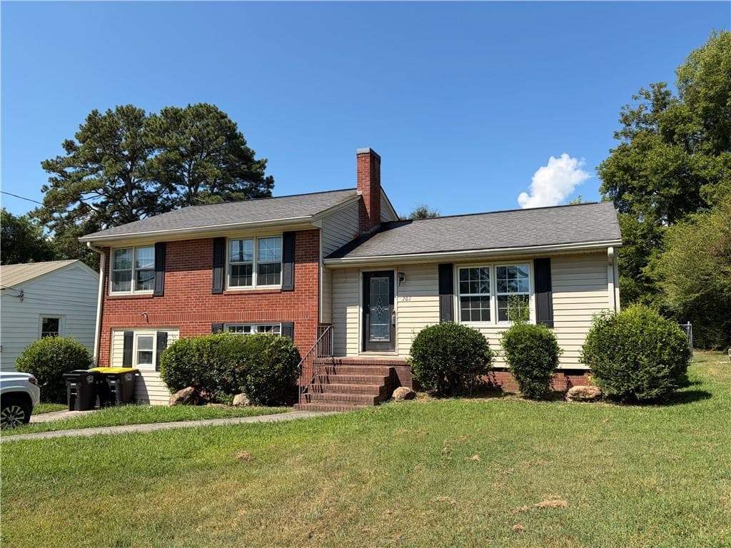 202 Coosawattee Avenue, Rome, GA 30165 — most recent listing photo