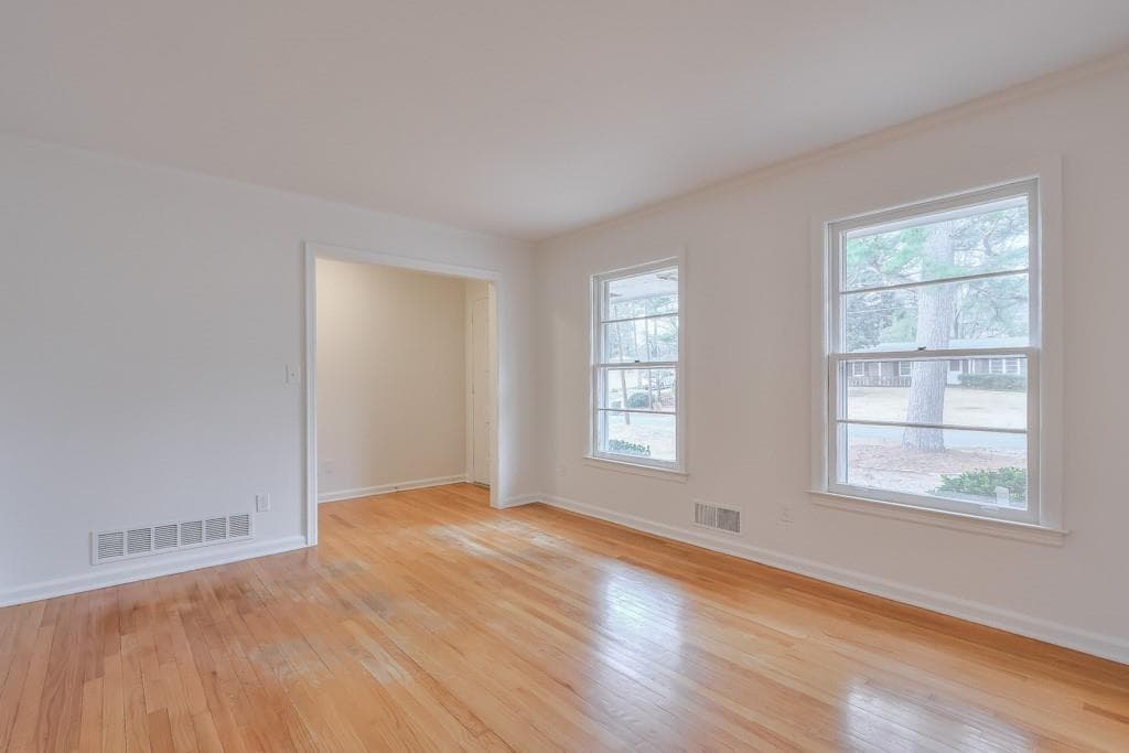 3 bedroom, 2 bathroom, 1,491 sq ft single family residence for rent at 1055 Tuxedo Drive, Roswell, GA 30075 for $2,700 a month — photo 5