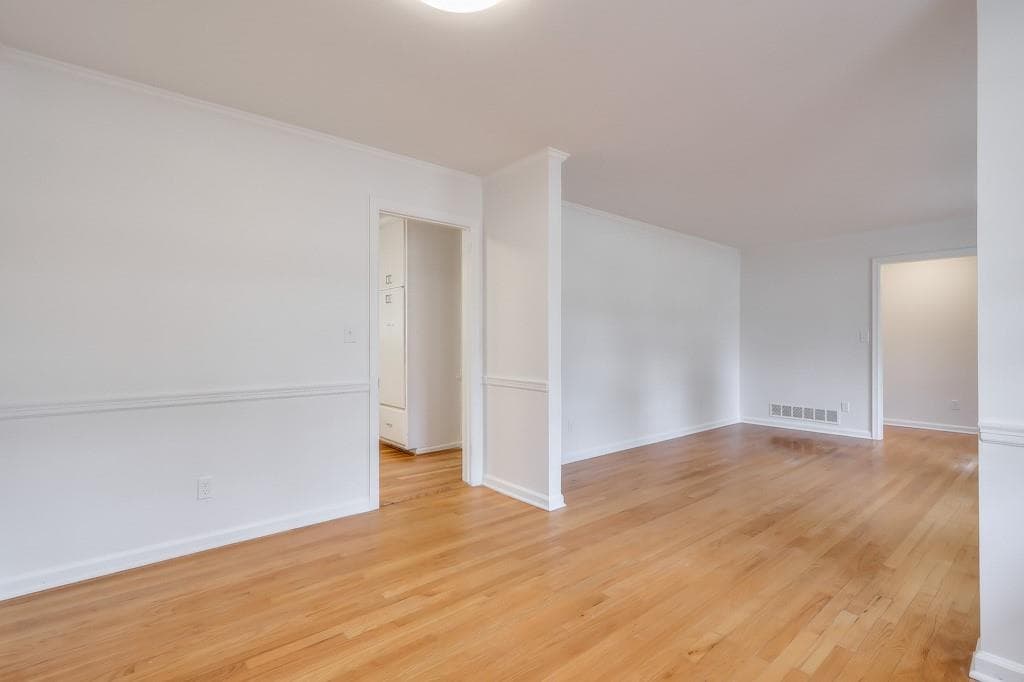 3 bedroom, 2 bathroom, 1,491 sq ft single family residence for rent at 1055 Tuxedo Drive, Roswell, GA 30075 for $2,700 a month — photo 6