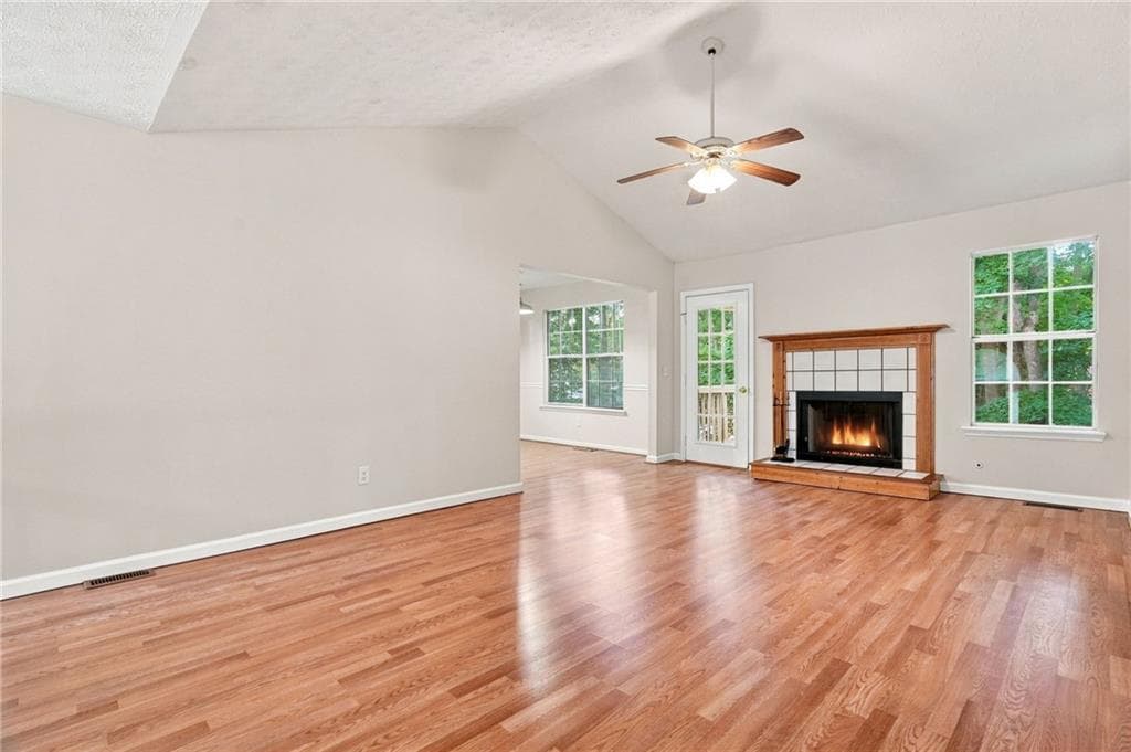 4 bedroom, 3 bathroom, 2,165 sq ft single family residence for sale at 6715 Dogwood Point Lane, Tucker, GA 30084 — photo 5