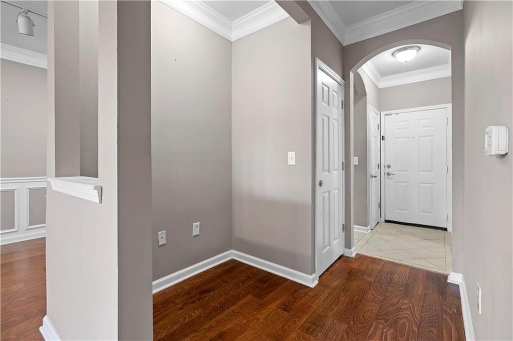 2 bedroom, 2 bathroom, 1,168 sq ft condominium for sale at 1850 Cotillion Drive 1006, Atlanta, GA 30338 — photo 5