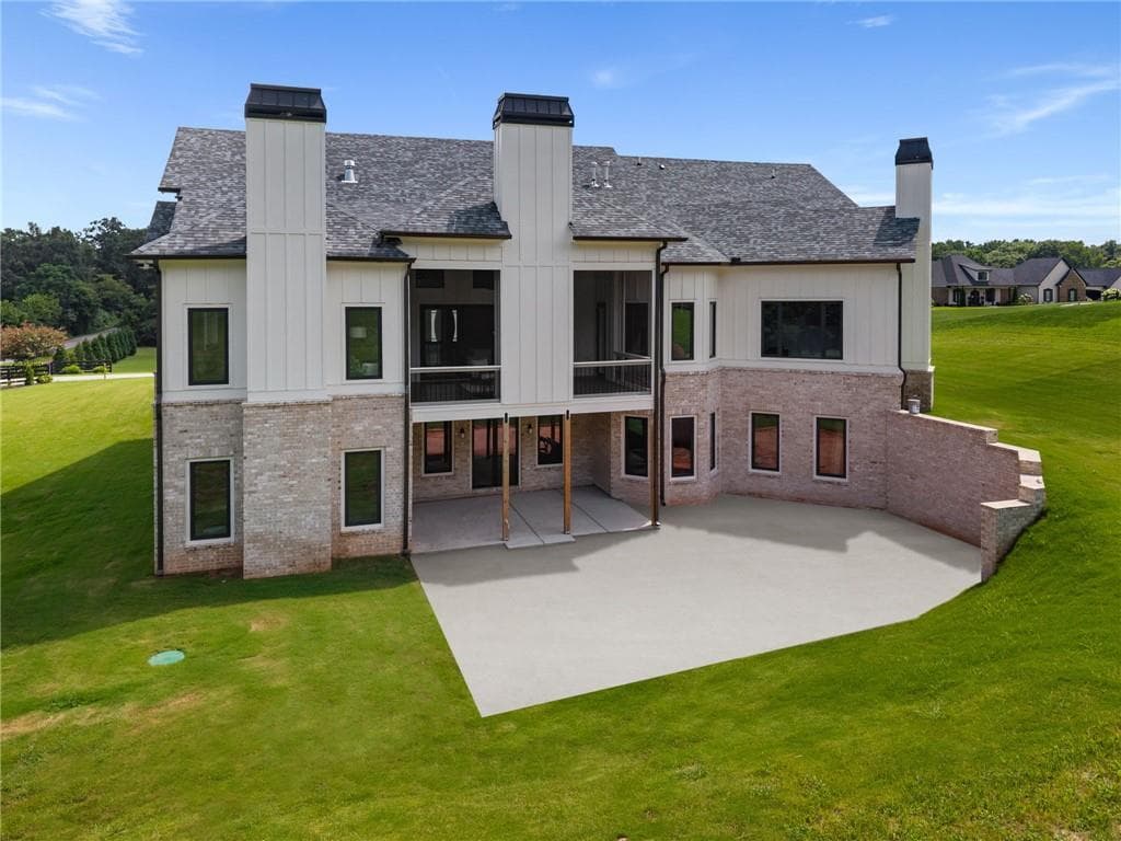 5 bedroom, 5 bathroom, 5,614 sq ft single family residence for sale at 1020 West Court, Canton, GA 30115 — photo 3