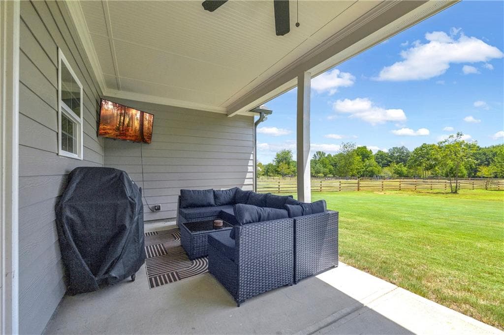 4 bedroom, 3 bathroom, 2,162 sq ft single family residence for sale at 85 Woodfin Way, Social Circle, GA 30025 — photo 8