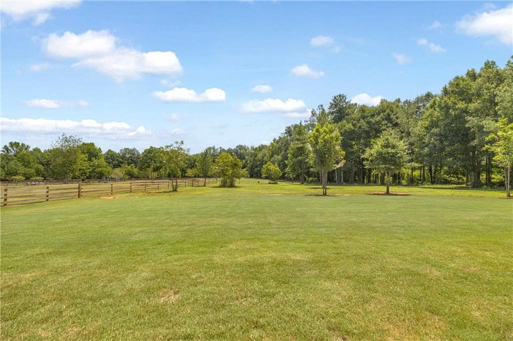 4 bedroom, 3 bathroom, 2,162 sq ft single family residence for sale at 85 Woodfin Way, Social Circle, GA 30025 — photo 9