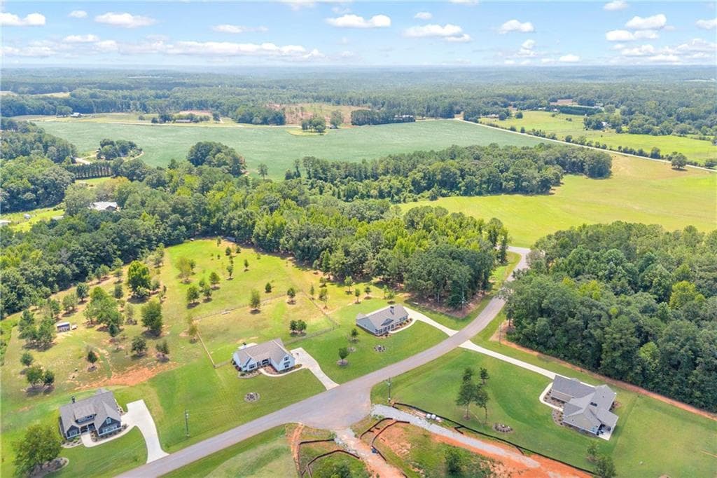 4 bedroom, 3 bathroom, 2,162 sq ft single family residence for sale at 85 Woodfin Way, Social Circle, GA 30025 — photo 10