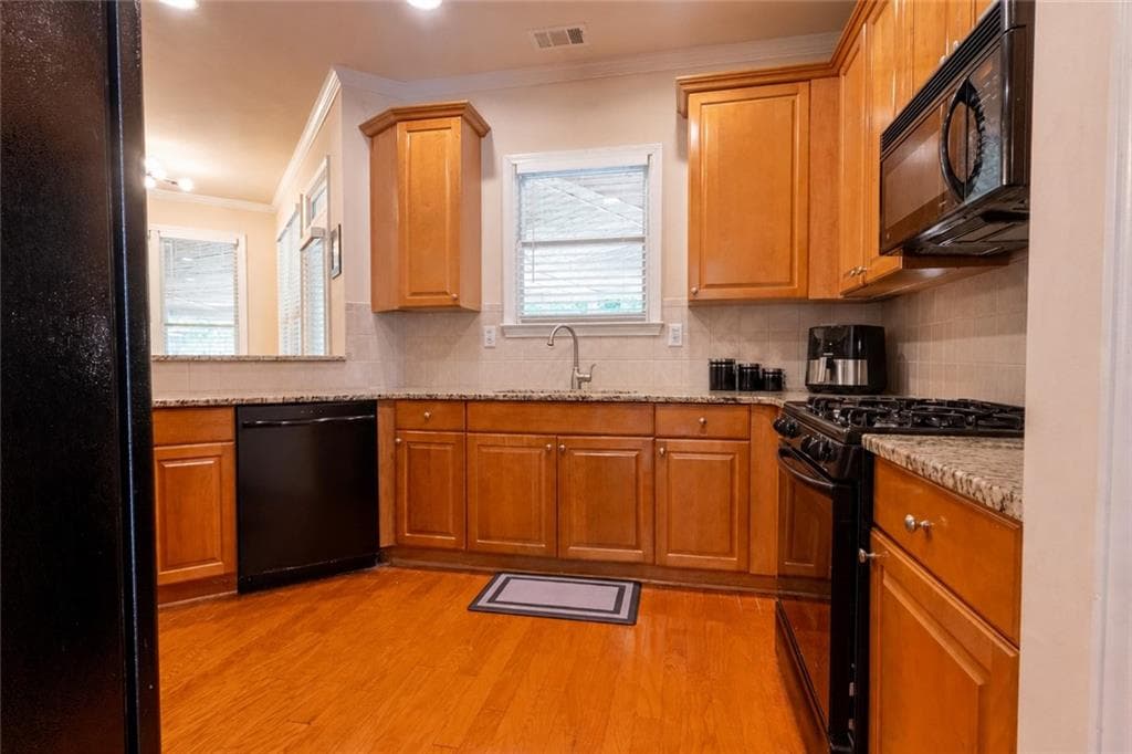 3 bedroom, 3 bathroom, 2,819 sq ft single family residence for sale at 5834 Webb Forest Court, Powder Springs, GA 30127 — photo 10