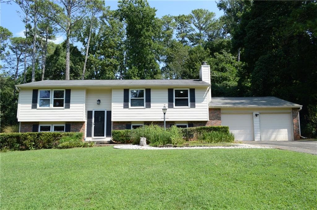 5 bedroom, 3 bathroom, 1,846 sq ft single family residence sold at 4582 N Landing Way, Marietta, GA 30066
