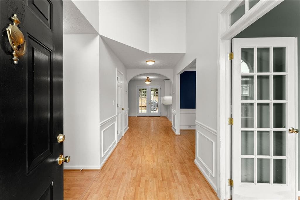 3 bedroom, 3 bathroom, 1,945 sq ft single family residence under contract at 4259 Revere Walk, Kennesaw, GA 30144 — photo 2