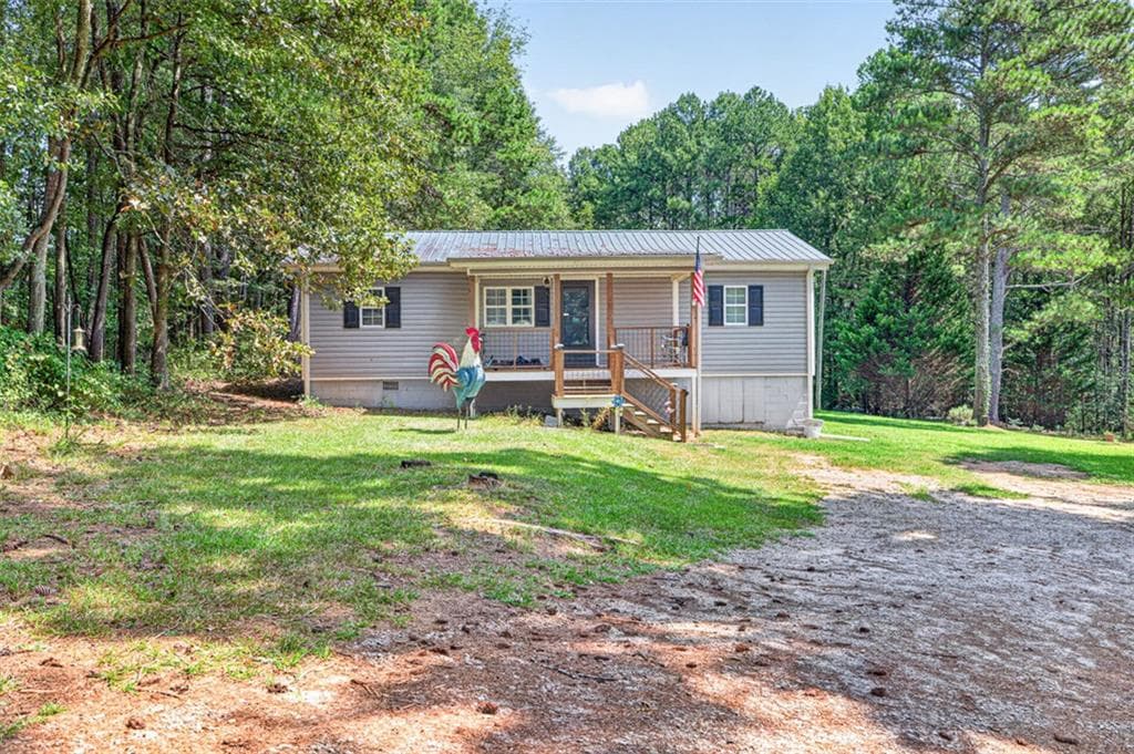 3 bedroom, 1 bathroom, 1,120 sq ft home for sale at 266 Pleasant Hill Church Road, Winder, GA