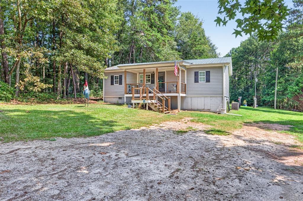 3 bedroom, 1 bathroom, 1,120 sq ft single family residence for sale at 266 Pleasant Hill Church Road, Winder, GA 30680 — photo 2