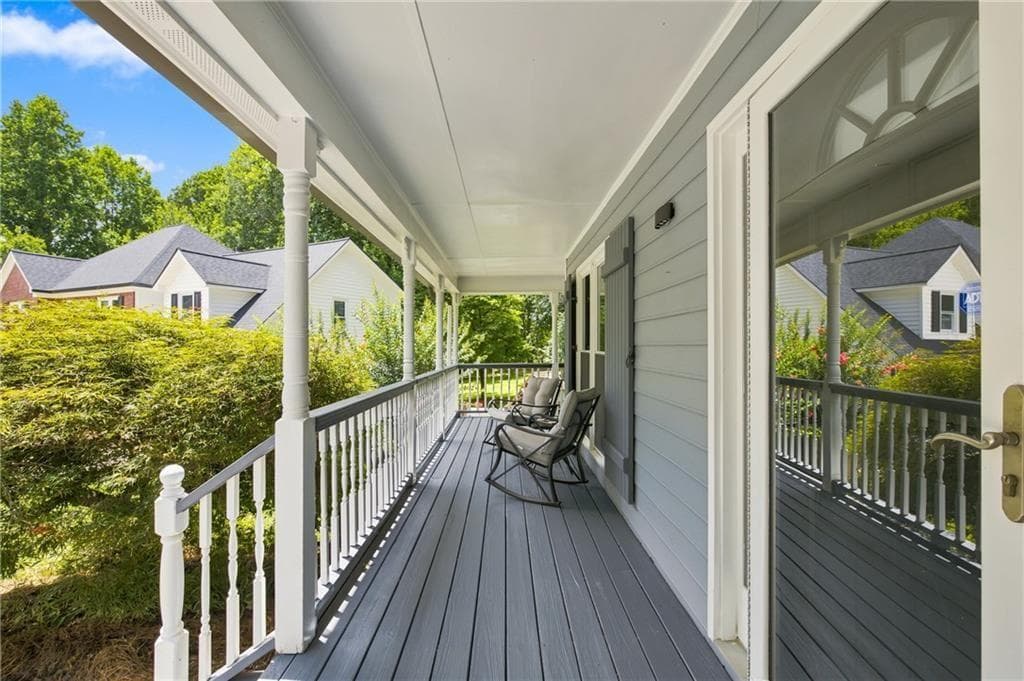 4 bedroom, 4 bathroom, 3,446 sq ft single family residence for rent at 2069 Ursuline Way, Acworth, GA 30101 for $3,600 a month — photo 4