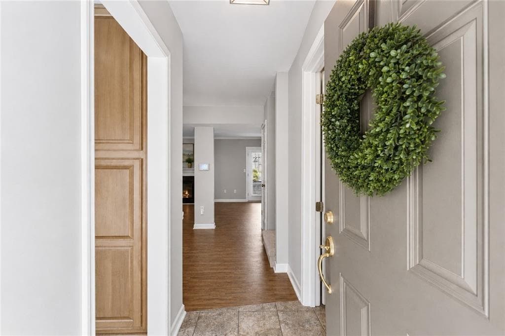 3 bedroom, 3 bathroom, 1,415 sq ft townhouse for sale at 2318 Colonial Drive, Atlanta, GA 30319 — photo 7