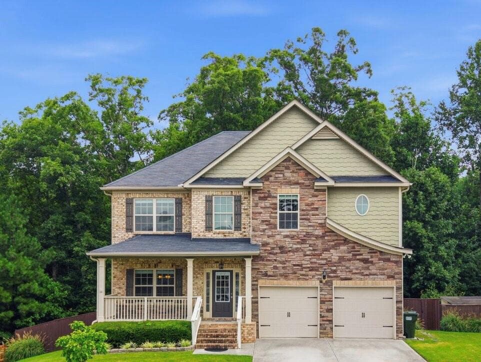 4 bedroom, 3 bathroom, 2,383 sq ft single family residence for sale at 30 Blakely Court, Acworth, GA 30101