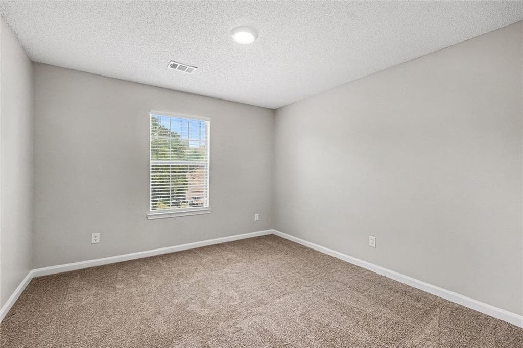 3 bedroom, 3 bathroom, 1,441 sq ft single family residence under contract at 7471 Chads Circle, Jonesboro, GA 30236 — photo 9