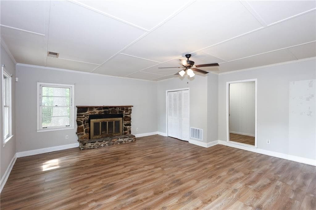 3 bedroom, 2 bathroom, 1,536 sq ft single family residence for sale at 4330 Mink Livsey Road, Snellville, GA 30039 — photo 4