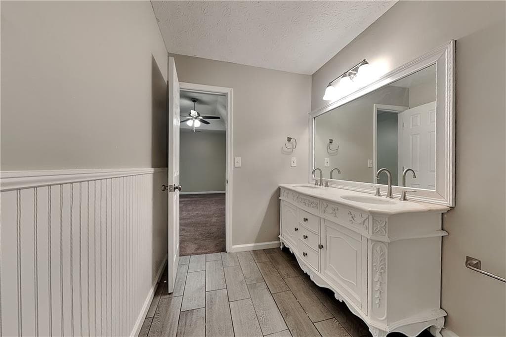 4 bedroom, 3 bathroom, 1,920 sq ft single family residence for rent at 2245 Huntington Drive, Loganville, GA 30052 for $2,245 a month — photo 10