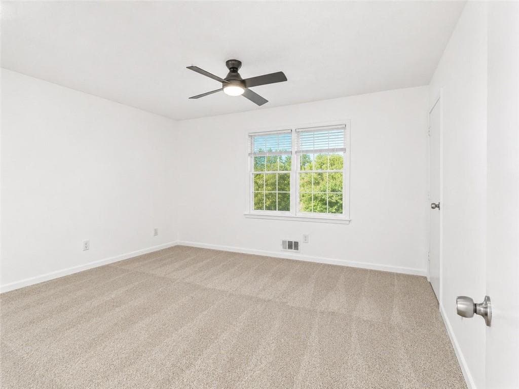 2 bedroom, 2 bathroom, 1,307 sq ft townhouse for sale at 1012 Sexton Drive 5, Stone Mountain, GA 30083 — photo 6