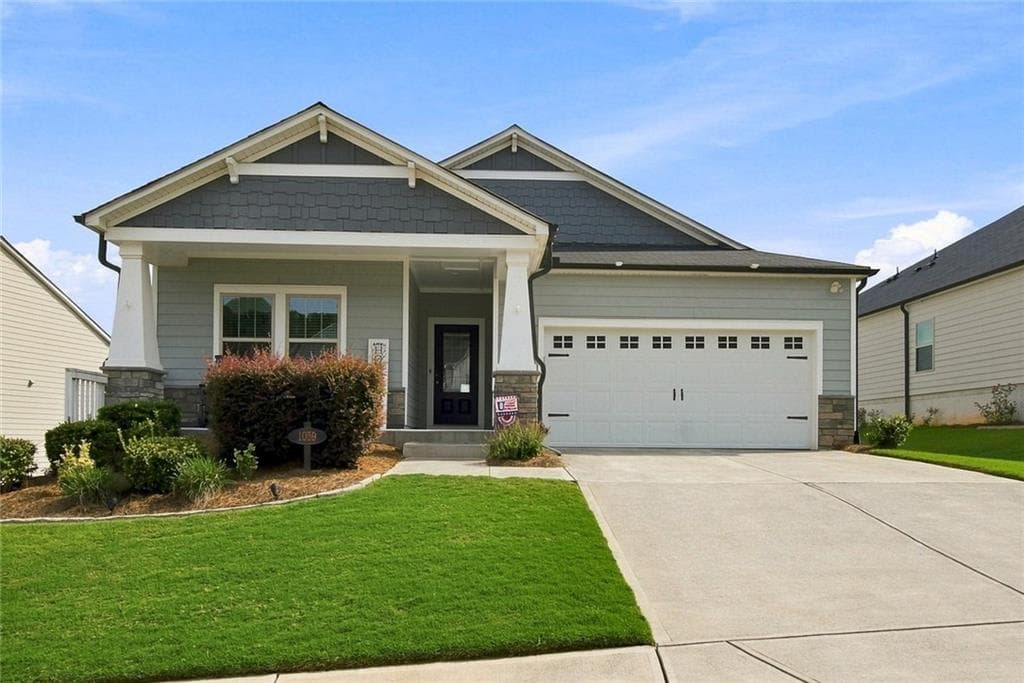 3 bedroom, 2 bathroom, 1,656 sq ft single family residence for rent at 1059 Towne Mill Crossing, Canton, GA 30114 for $2,300 a month — photo 1 of 20