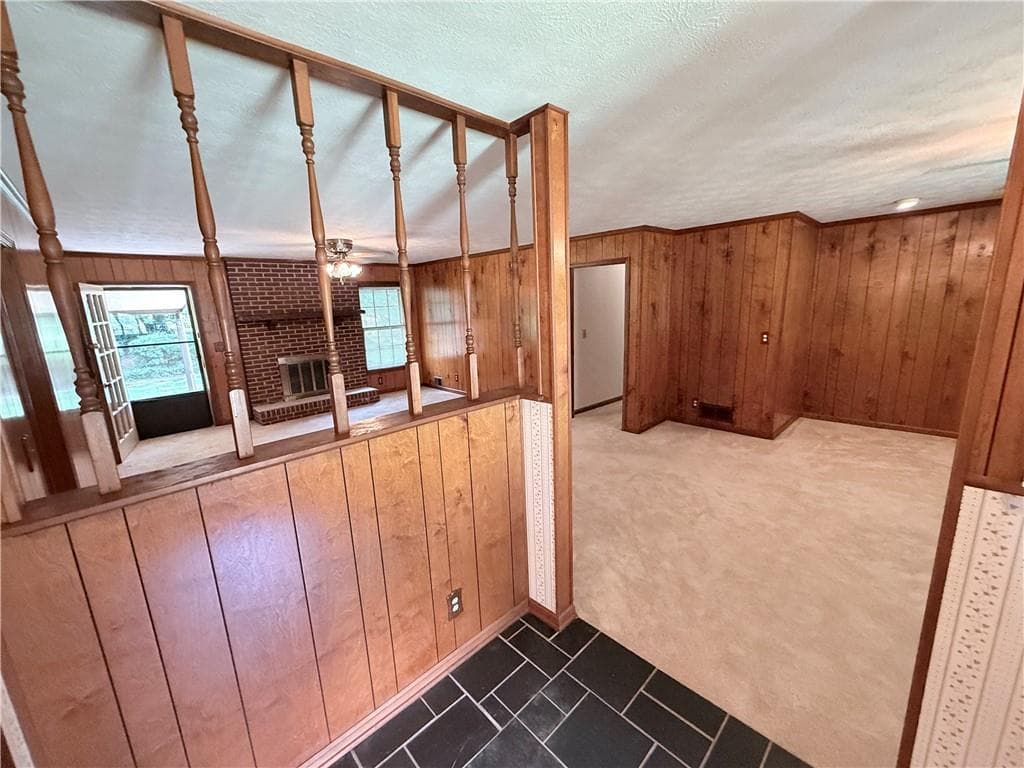 3 bedroom, 2 bathroom, 1,706 sq ft single family residence for sale at 2305 Village Drive, Covington, GA 30016 — photo 8