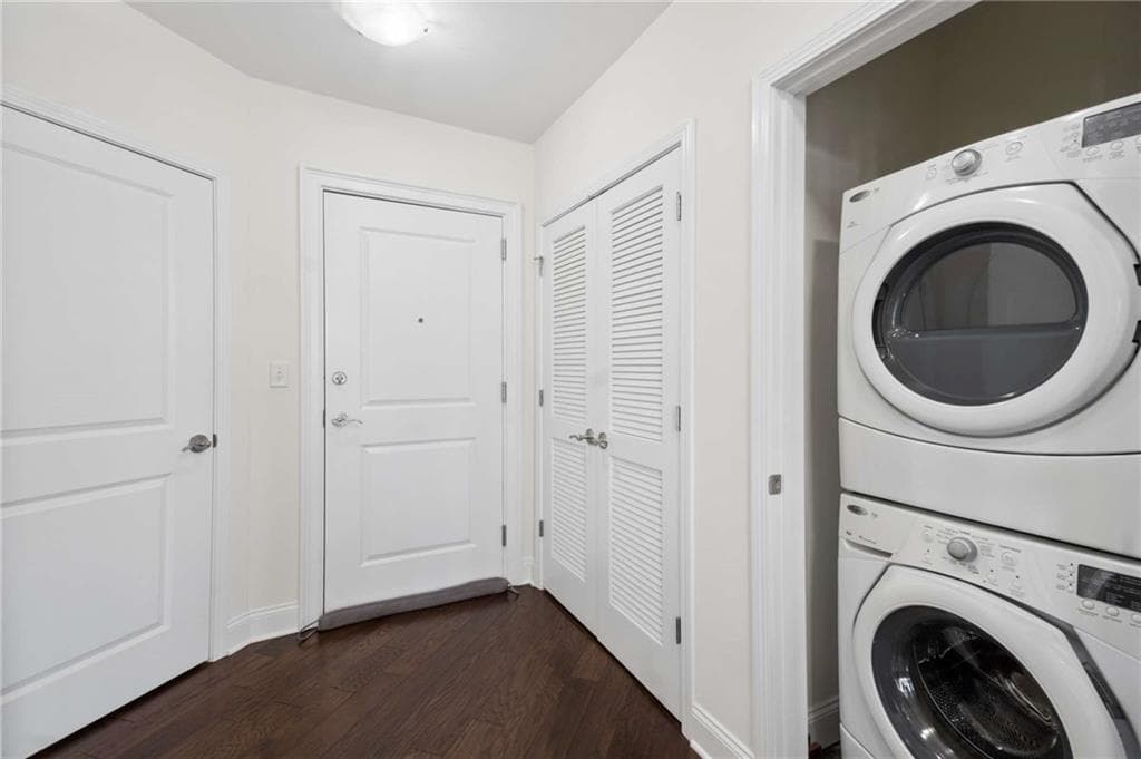 2 bedroom, 3 bathroom, 1,535 sq ft condominium for sale at 270 17th Street 601, Atlanta, GA 30363 — photo 6