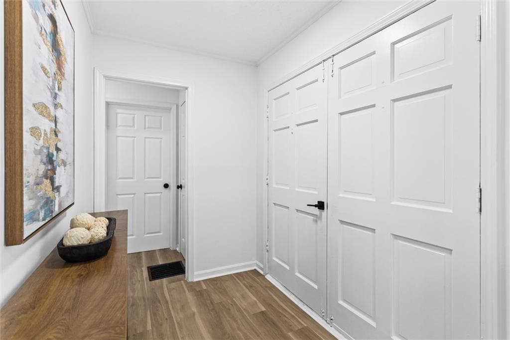 3 bedroom, 2 bathroom, 1,556 sq ft single family residence under contract at 4607 Bexley Dr, Stone Mountain, GA 30083 — photo 5