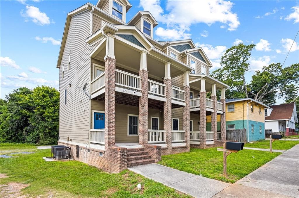 4 bedroom, 4 bathroom, 1,910 sq ft townhouse for sale at 575 Ira Street, Atlanta, GA 30312 — photo 2