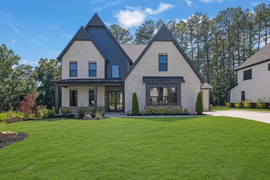 4 bedroom, 5 bathroom, 4,090 sq ft single family residence for sale at 5315 West Parc Place, Cumming, GA 30040