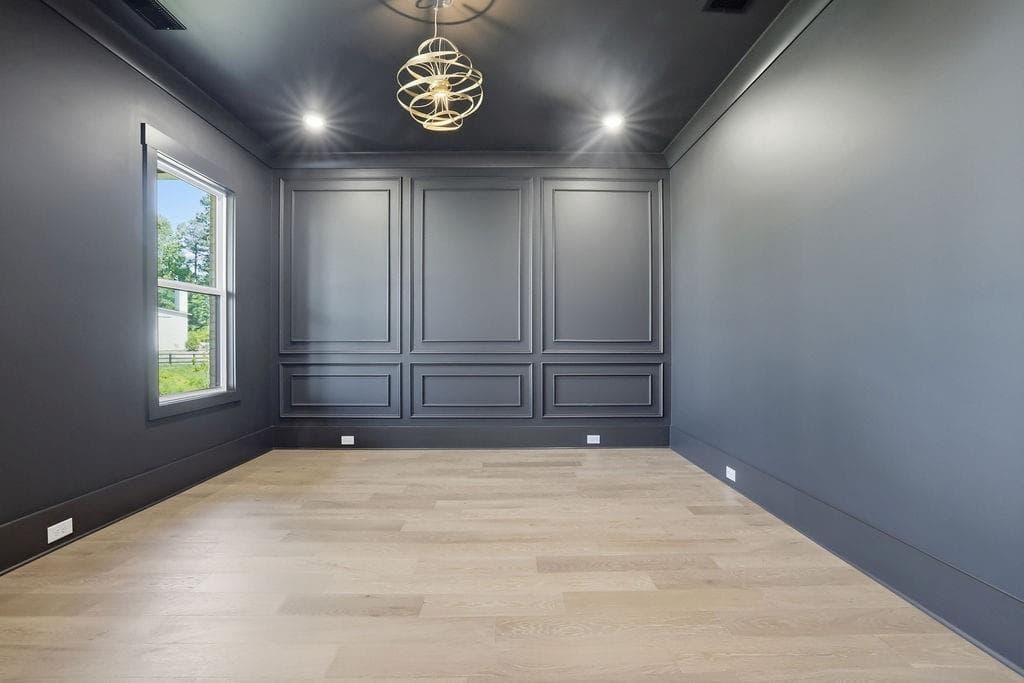 4 bedroom, 5 bathroom, 4,090 sq ft single family residence for sale at 5315 West Parc Place, Cumming, GA 30040 — photo 4