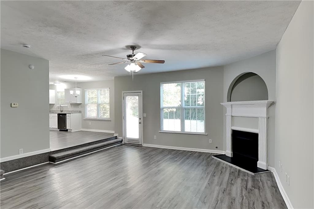 4 bedroom, 3 bathroom, 2,471 sq ft single family residence for rent at 4808 Chafin Point Court, Snellville, GA 30039 for $2,410 a month — photo 3