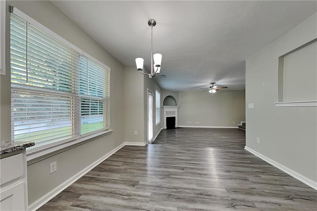 4 bedroom, 3 bathroom, 2,471 sq ft single family residence for rent at 4808 Chafin Point Court, Snellville, GA 30039 for $2,410 a month — photo 4
