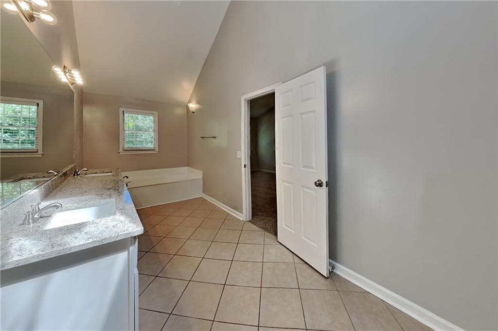 4 bedroom, 3 bathroom, 2,716 sq ft single family residence for rent at 3371 Chatsworth Way, Powder Springs, GA 30127 for $2,525 a month — photo 10