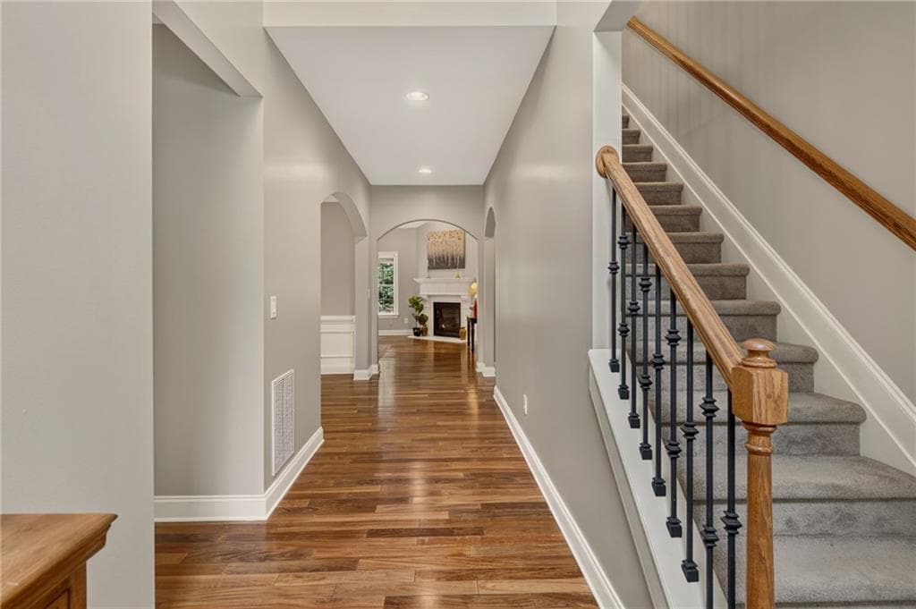 5 bedroom, 4 bathroom, 3,090 sq ft single family residence under contract at 5676 Princeton Run Trail, Tucker, GA 30084 — photo 3